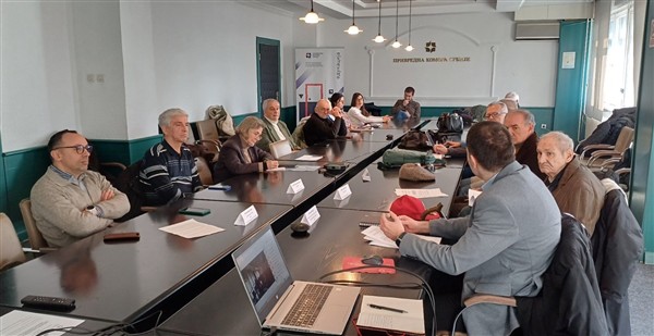 DIS-OkrugliSto-2212026-1